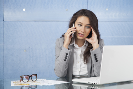 photo : Businesswoman conversation