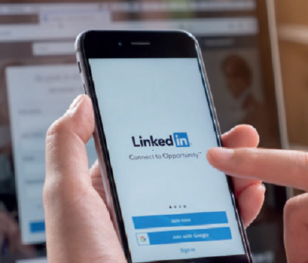 « LinkedIn, un réseau stratégique pour les professionnels de l’immobilier », Karine Mahieux Social Media Manager – Coach en stratégies numériques