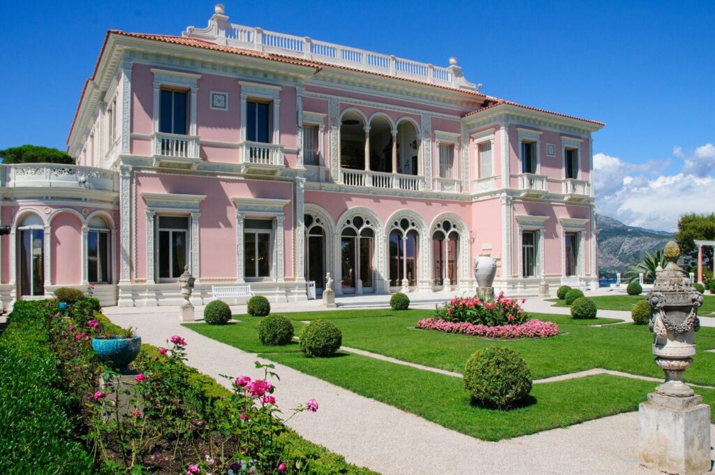 photo : IMMOBILIER LUXE NE CONNAIT PAS LA CRISE