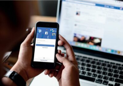 « FACEBOOK : nouvelle régie publicitaire », Karine Mahieux Social Media Manager – Coach en stratégies numériques
