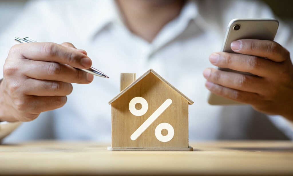 photo : Property interest rate,finance loan increase.investment planning