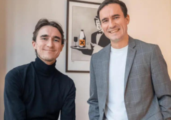 Mister IA, l’agence qui forme les entreprises à ChatGPT, lève 1 million d’euros